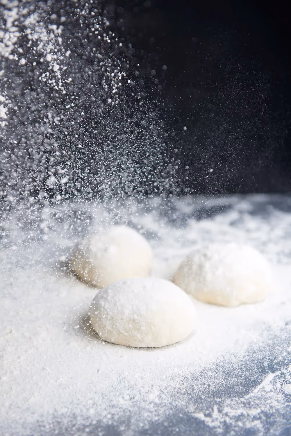 Boules de pâte à pizza, photographiées pour Pizza de Nico à Strasbourg