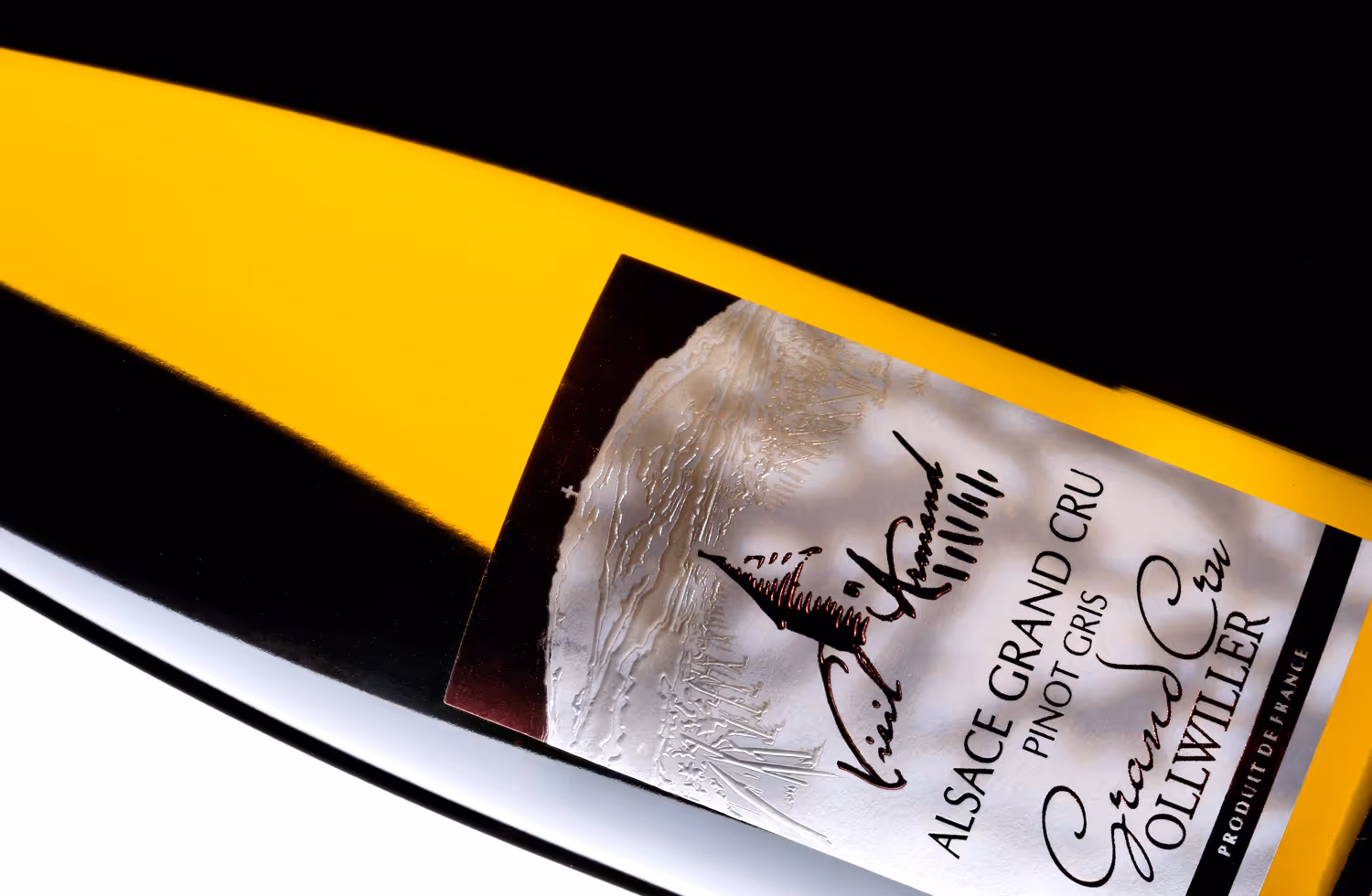 Photo d'une bouteille de grand cru Ollwiller de la cave du Vieil Armand en Alsace