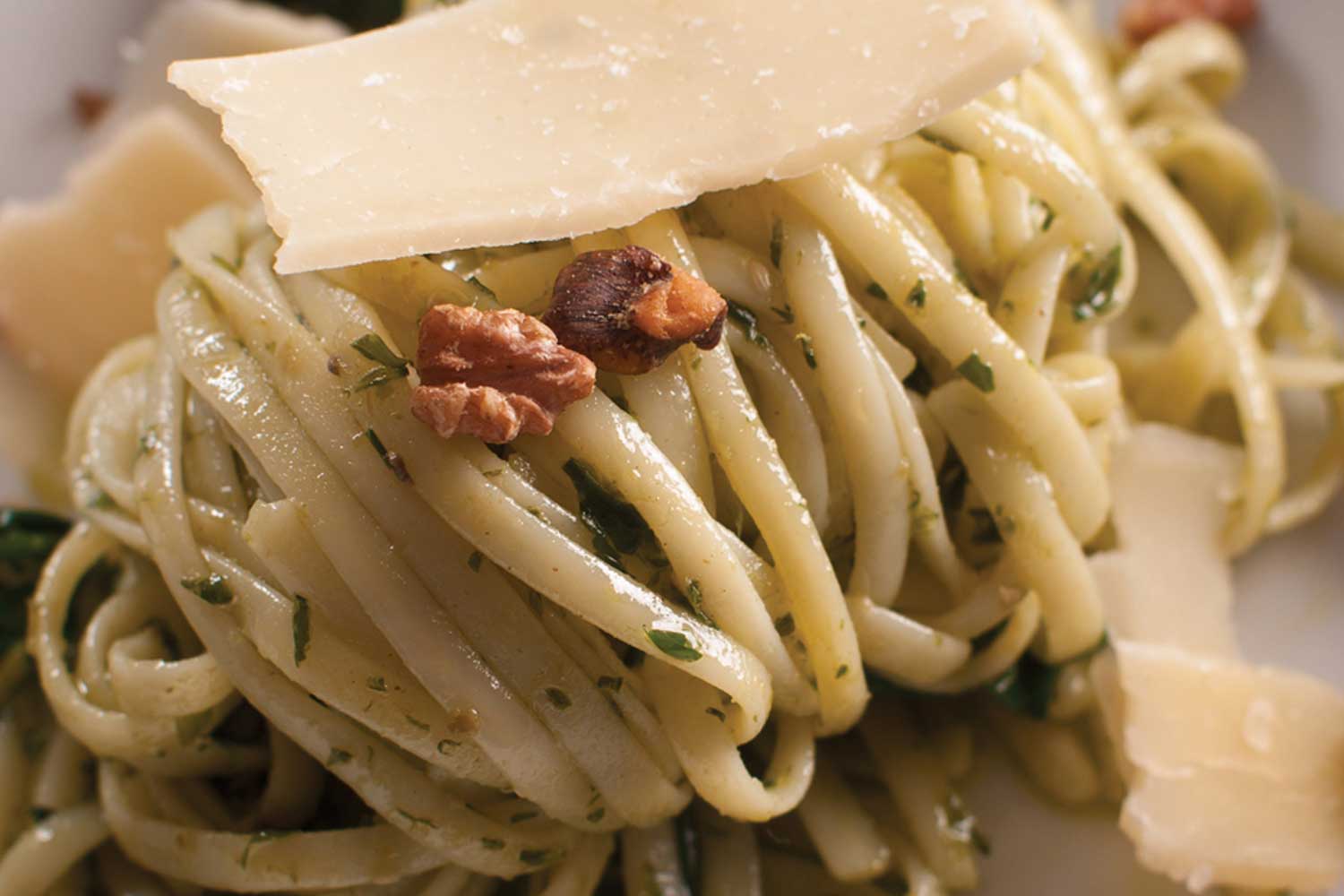 Wild Garlic Pesto with Walnuts