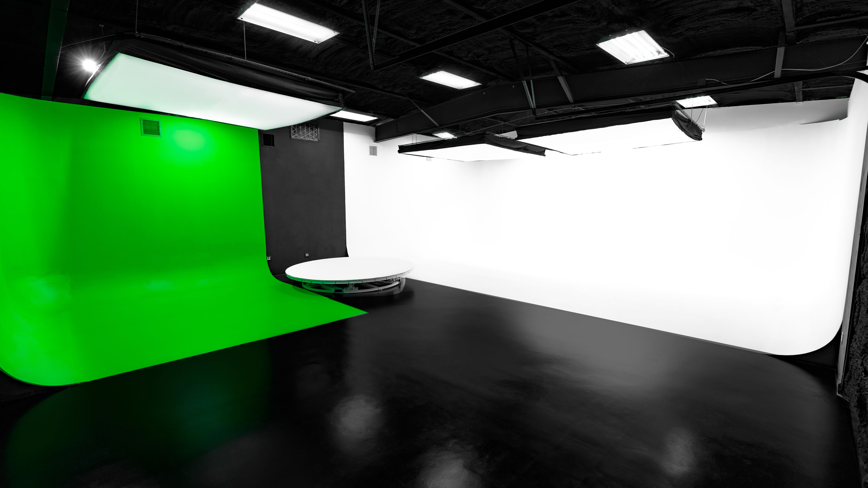 Smart-Man-Media-Studios Green white and black Wall backdrop for photography and videography