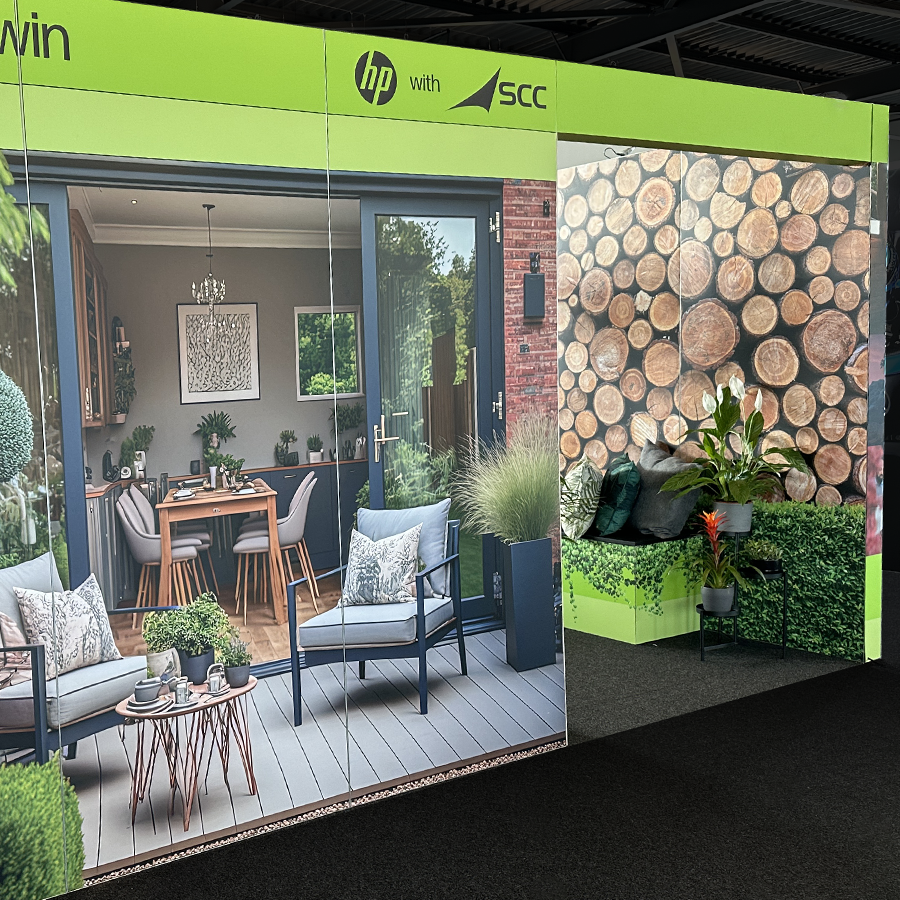 An island style exhibition stand build for HP built using Impact's BeMatrix modular framework and featuring unique custom built elements.