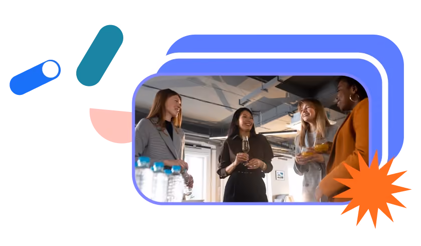 Donne che sorridono durante un meeting