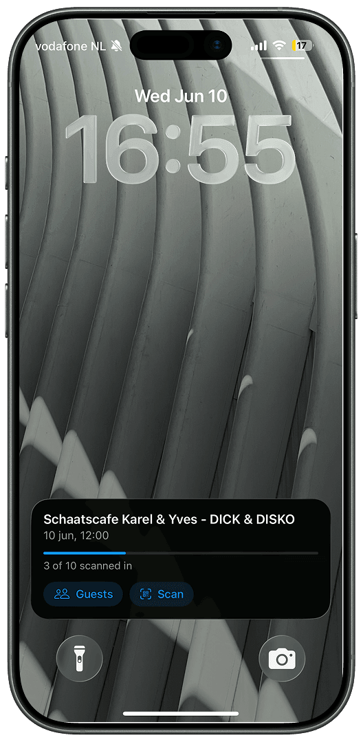 WeTicket scan app on a phone