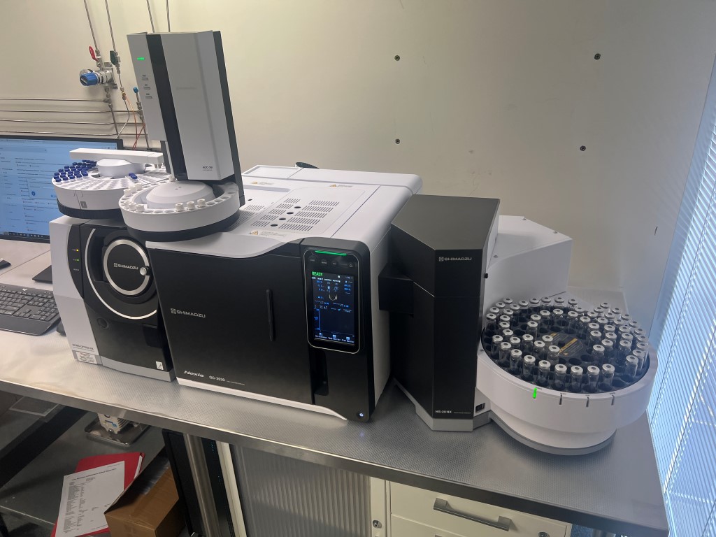 Gas Chromatograph