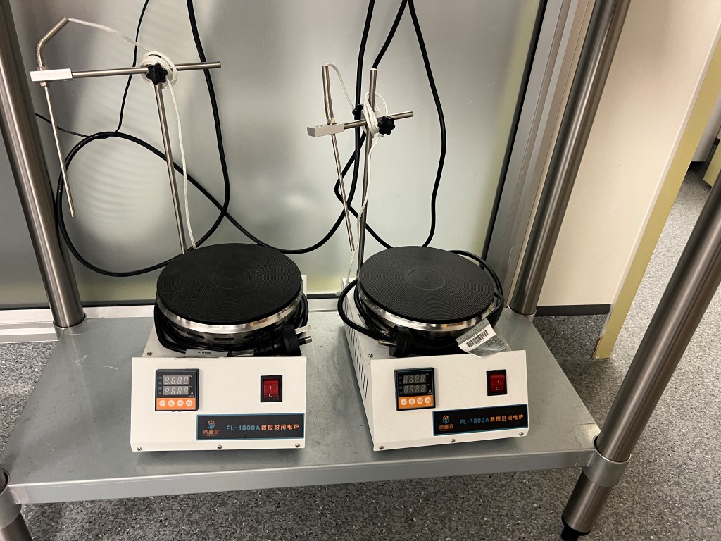 Hot Plate Stirrer (x2)