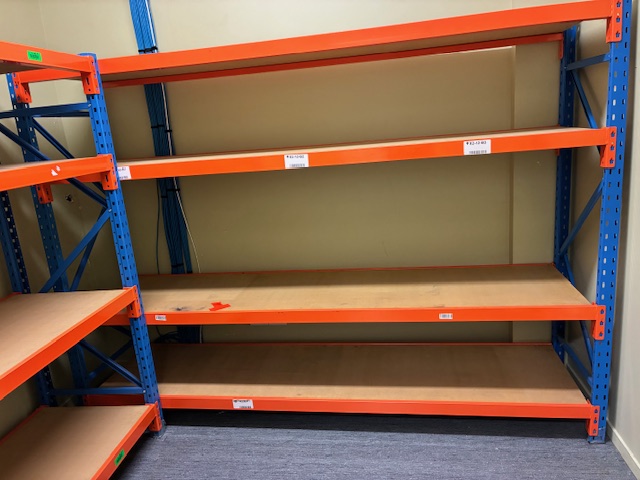 Racks/Shelving
