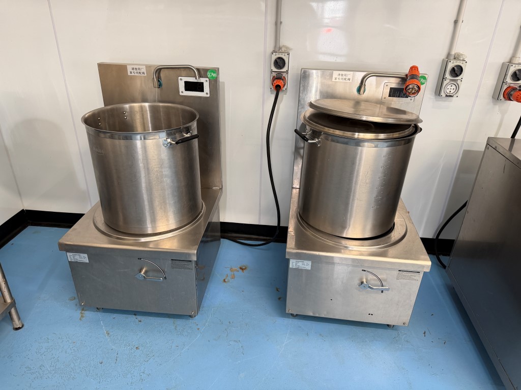 Induction Cooker (x2)