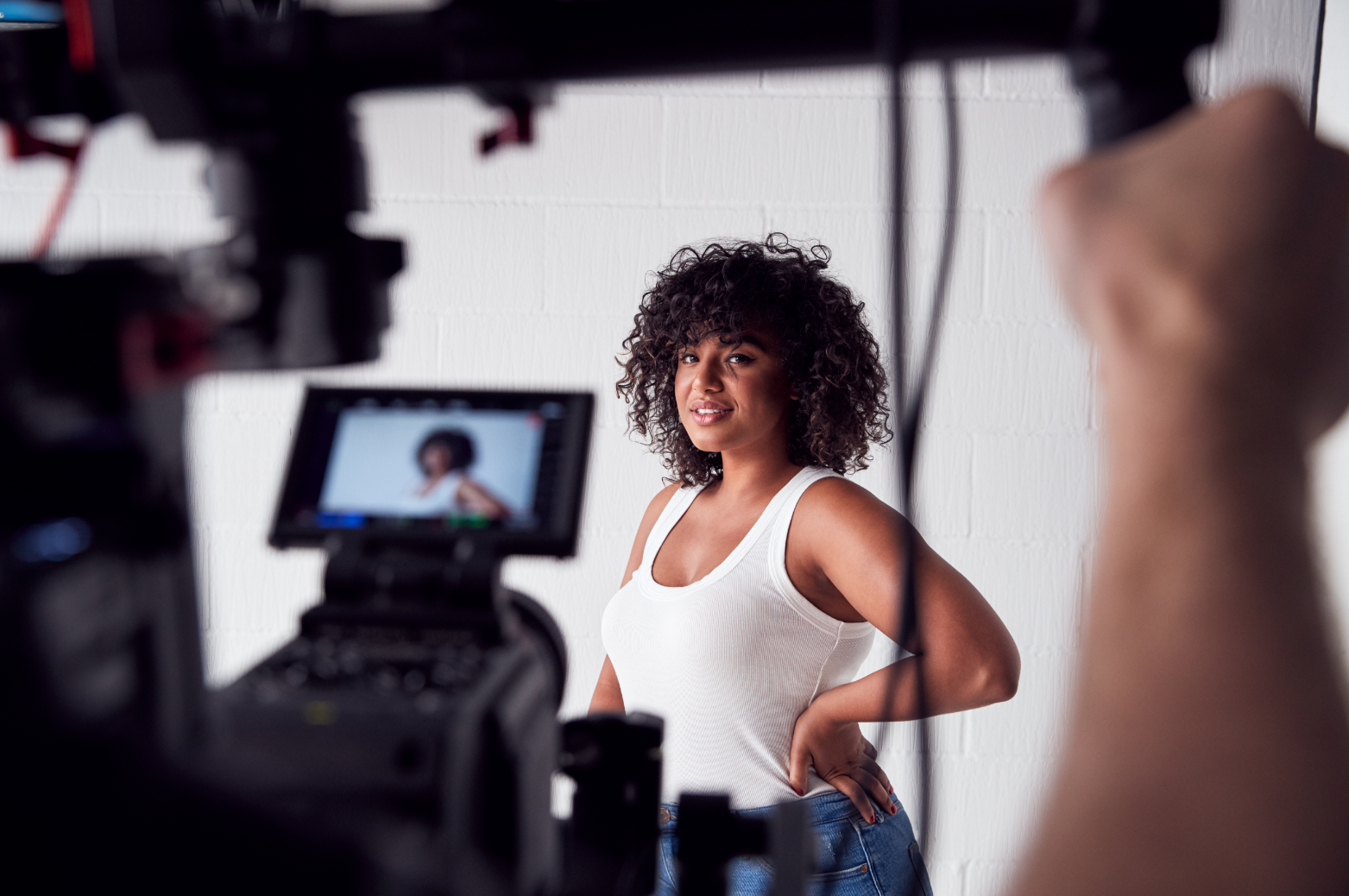 Boost Business: How Corporate Videos Drive Growth & ROI
