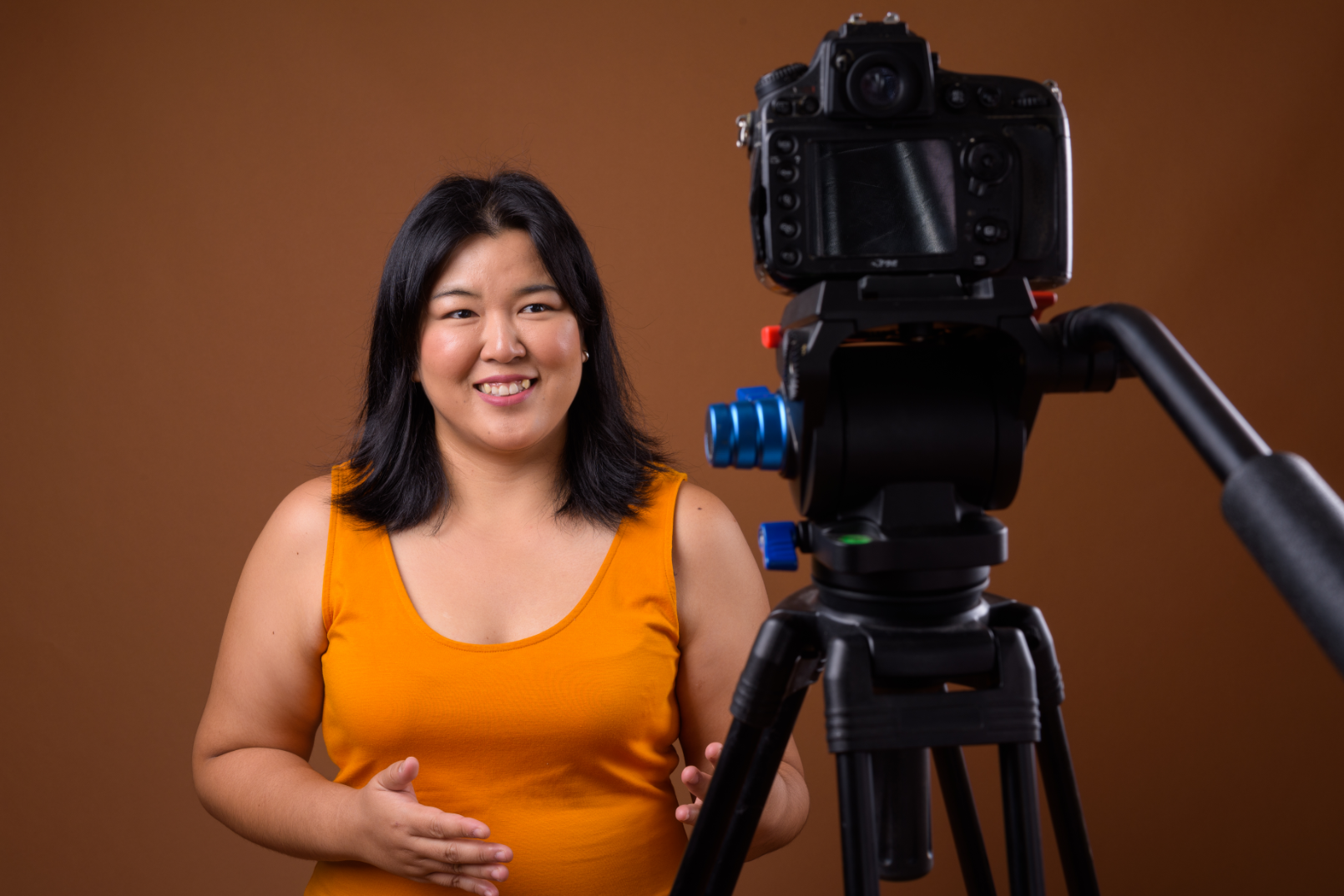 Convert Viewers: 7 Actionable Tips for Engaging Video Ads