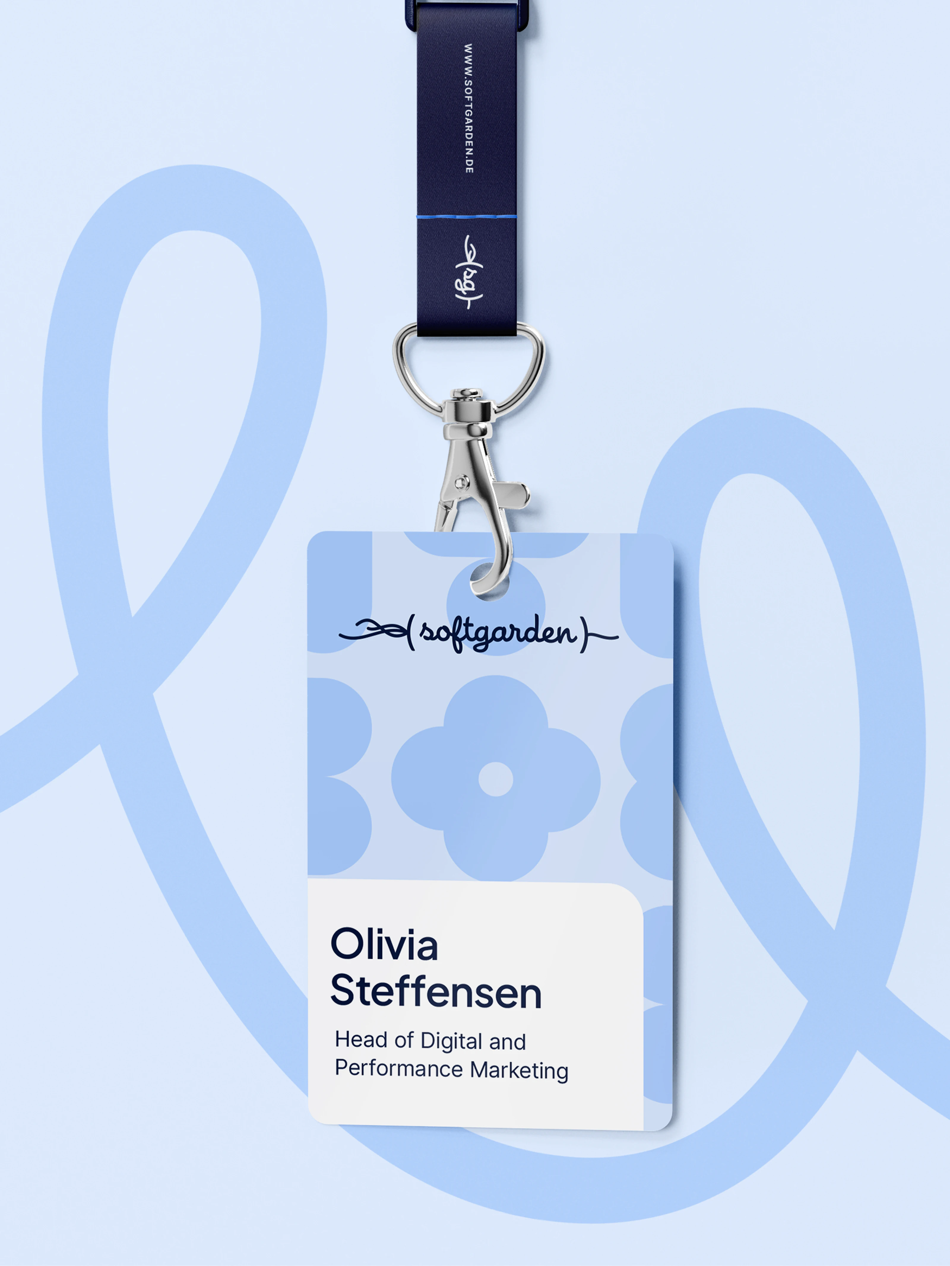 Personalisiertes Namensschild und Lanyard im Corporate Design zur Stärkung des Employer Brandings bei softgarden.