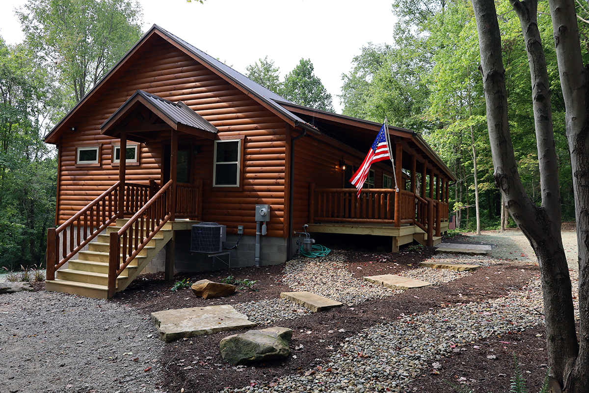 Sunset Ridge - Modular Log Home built by Buckhorn Builders in Millersburg, OH