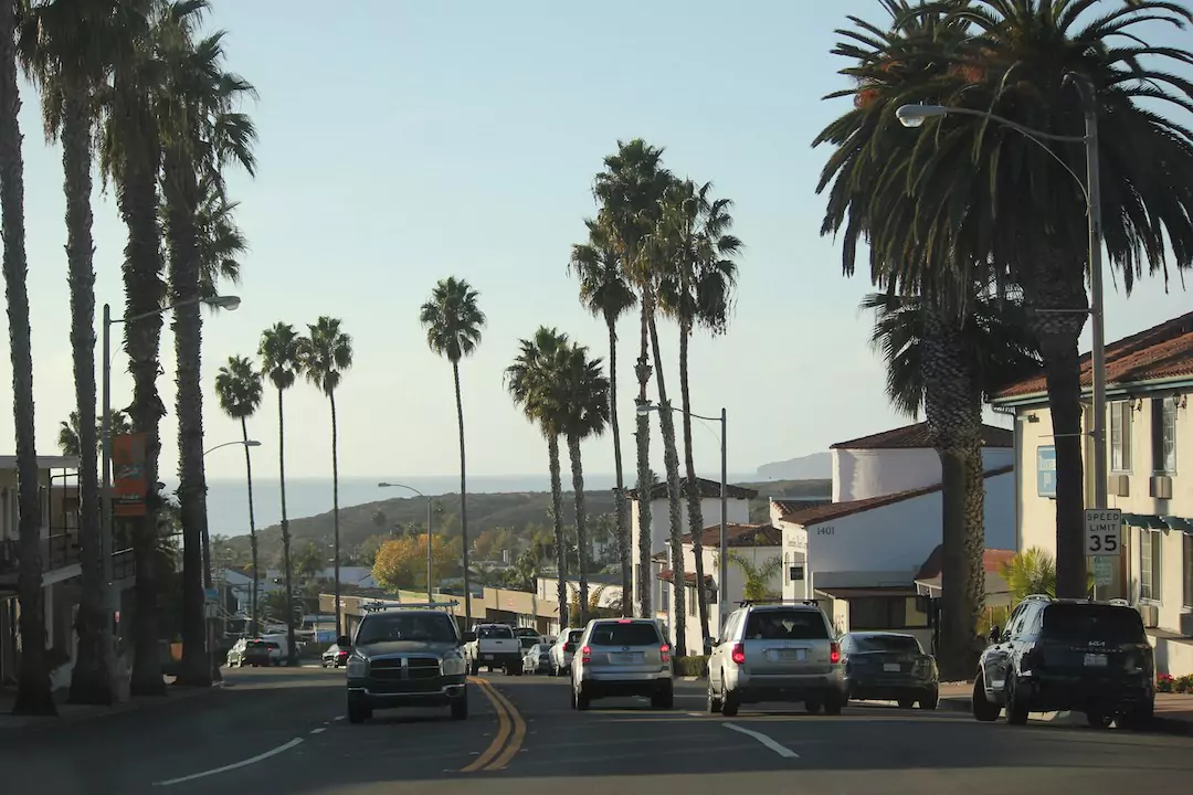 Los Angeles White Glove Moving Management