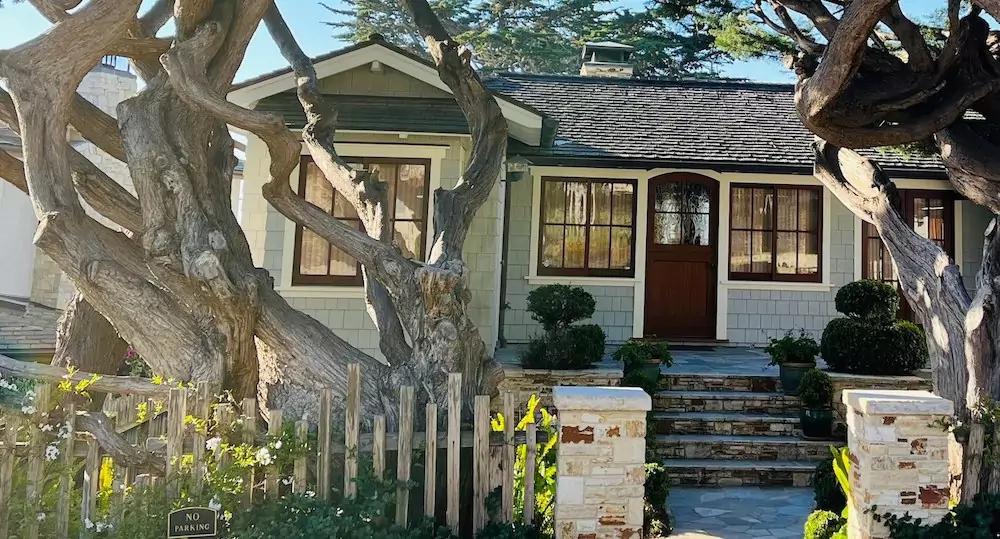 Carmel, CA White Glove