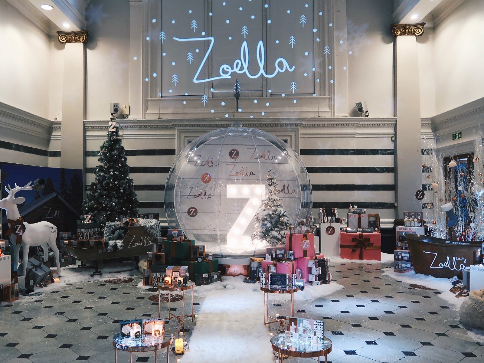 Let it snow globe, Let it snow globe events, Giant display globes
