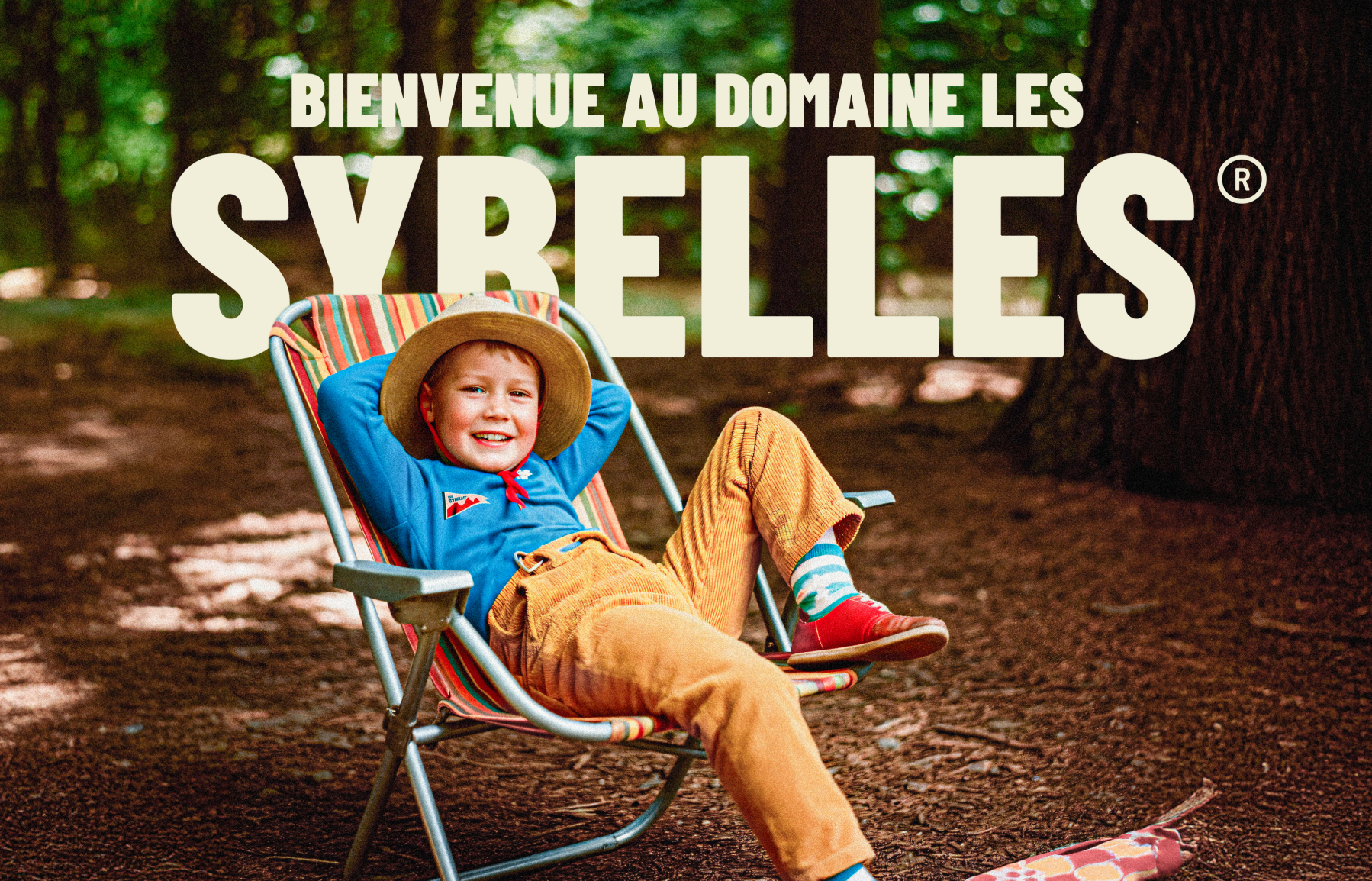 Les Sybelles : enfant dans une chaise longue