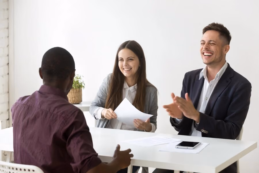 tanda diterima kerja setelah interview adalah