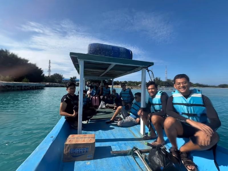 Tema Outing Kantor Bernuansa Tantangan & Adrenalin