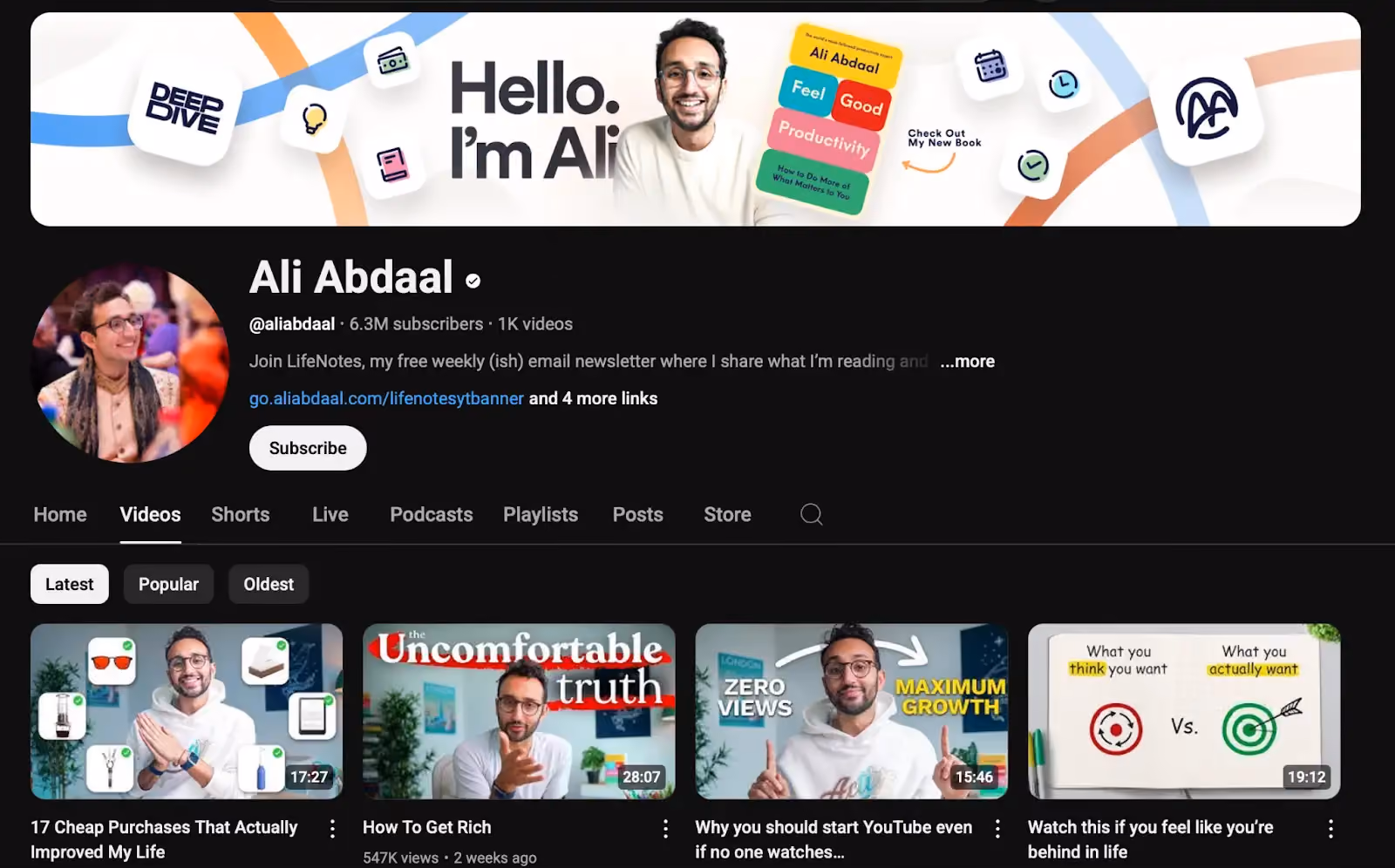 Contoh Vlogger: ali abdaal