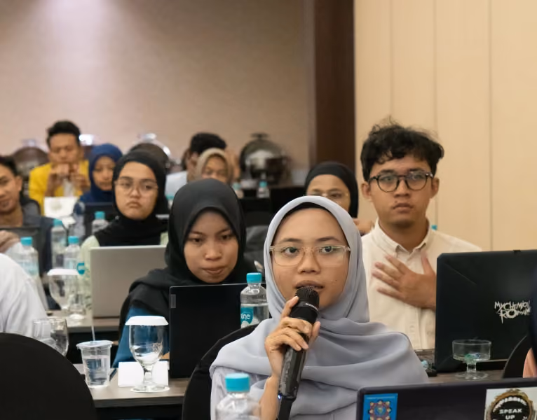 Pelatihan dan sertifikasi ini berlangsung pada tanggal 17 - 19 Oktober 2025. Diikuti oleh 125 peserta pelatihan copywriting dan 80 pelatihan Microsoft Office. 