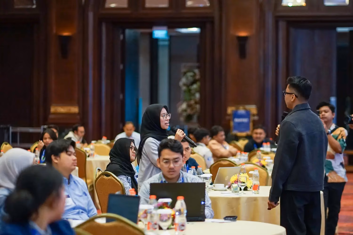Pelatihan bertajuk Capacity Building GenBI: Youth as Policy Communicators diadakan oleh Bank Indonesia bersama Belajarlagi pada 20 November 2025. Diikuti oleh 160 GenBI terpilih, pelatihan berlangsung secara luring selama 2 hari.
