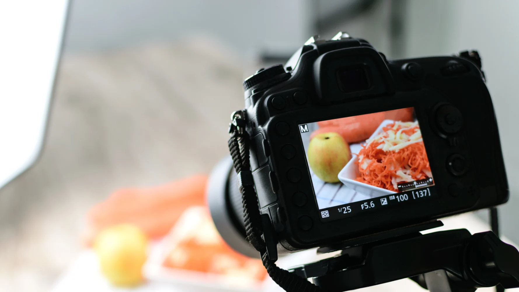 contoh hobi di cv yakni fotografi