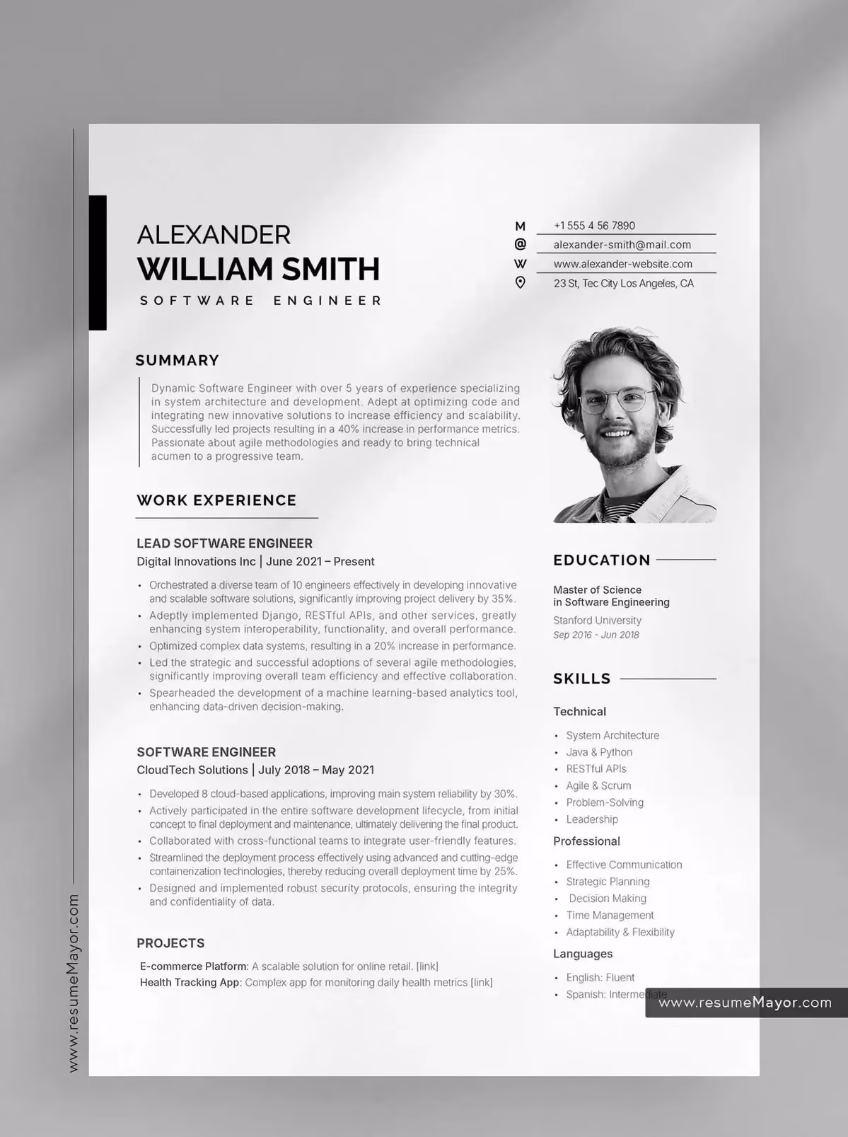 Resume Minimalis