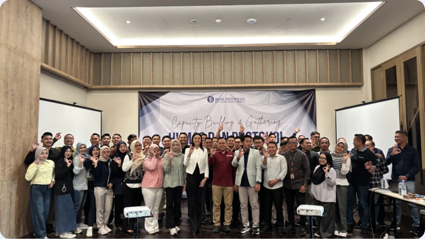 Tentang Program Pelatihan Komunikasi dan Protokoler