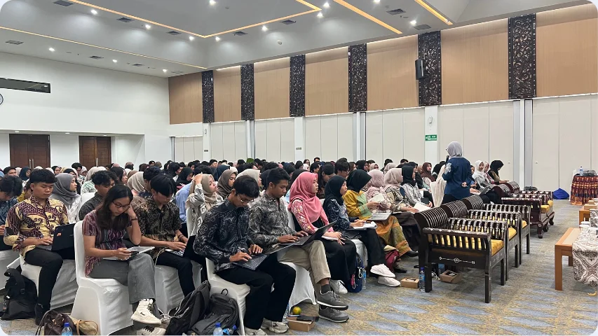 Melatih GenBI Menulis Artikel Kebijakan