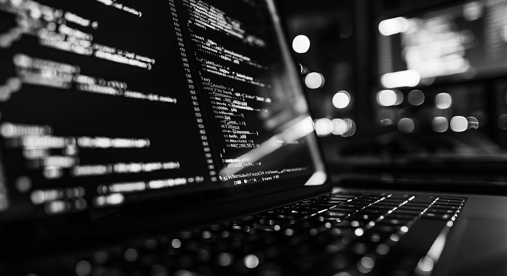 Laptop mit Code