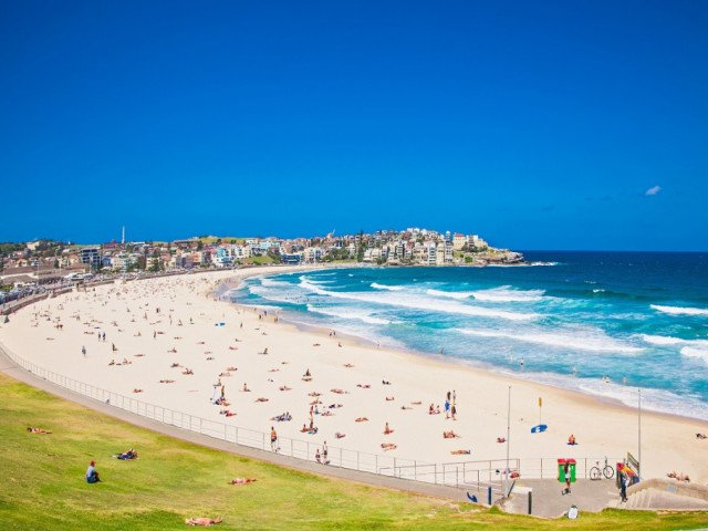 Australia: Tip to Toe