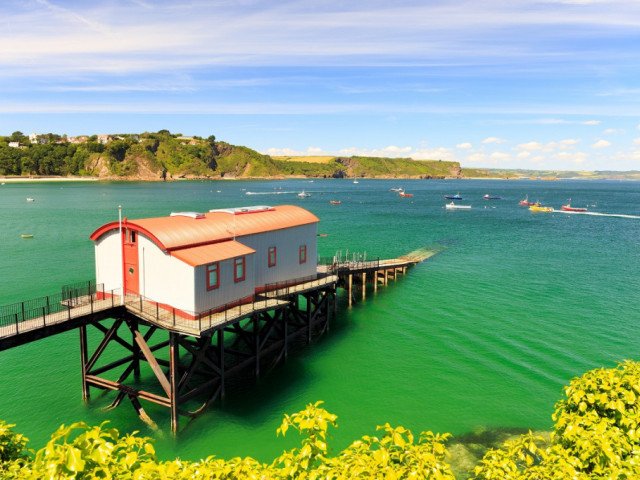 Wales Coast Path/Llwybr Arfordir Cymru