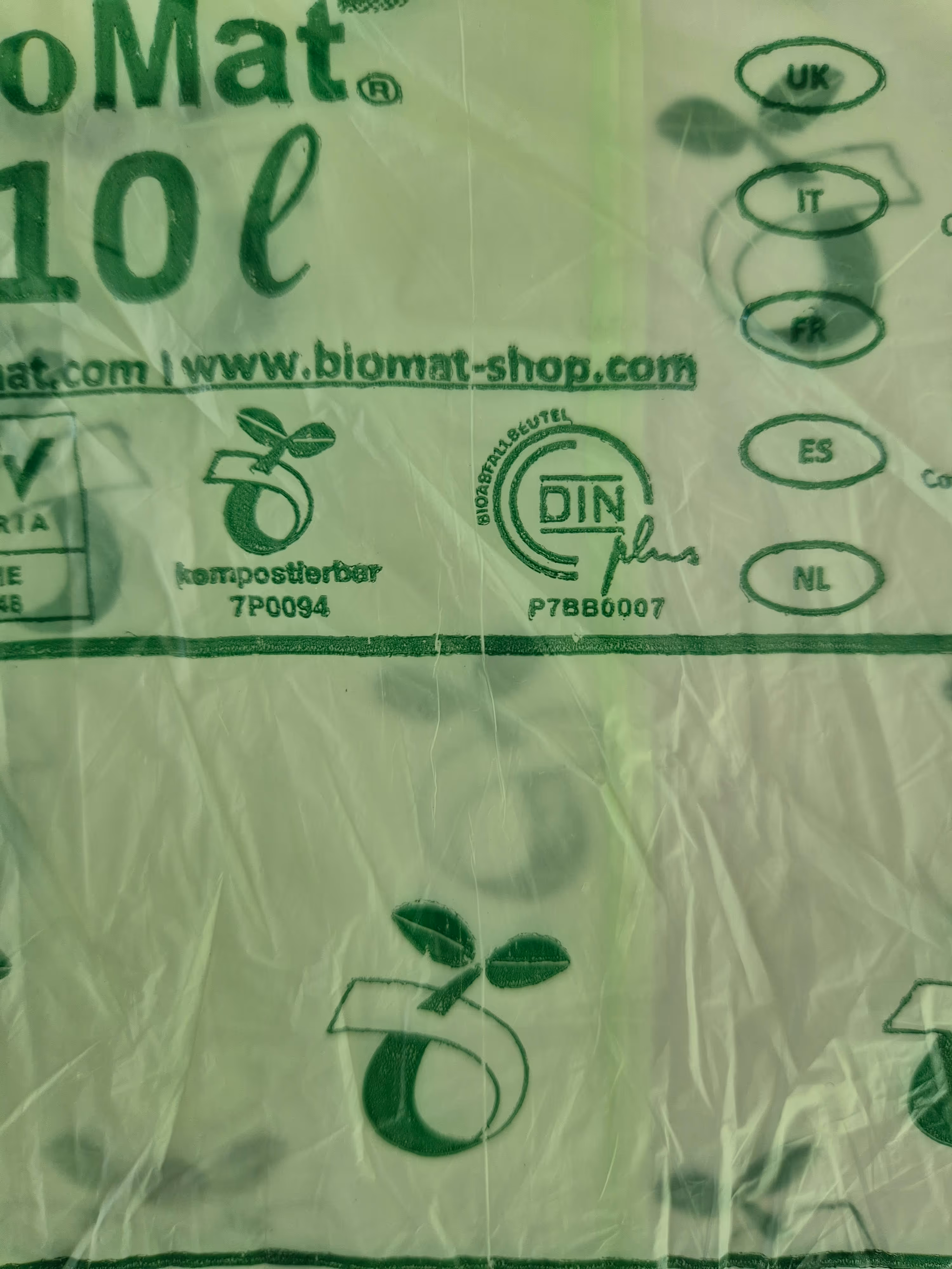 Druck auf einem zertifiziert kompostierbaren Bioabfallbeutel