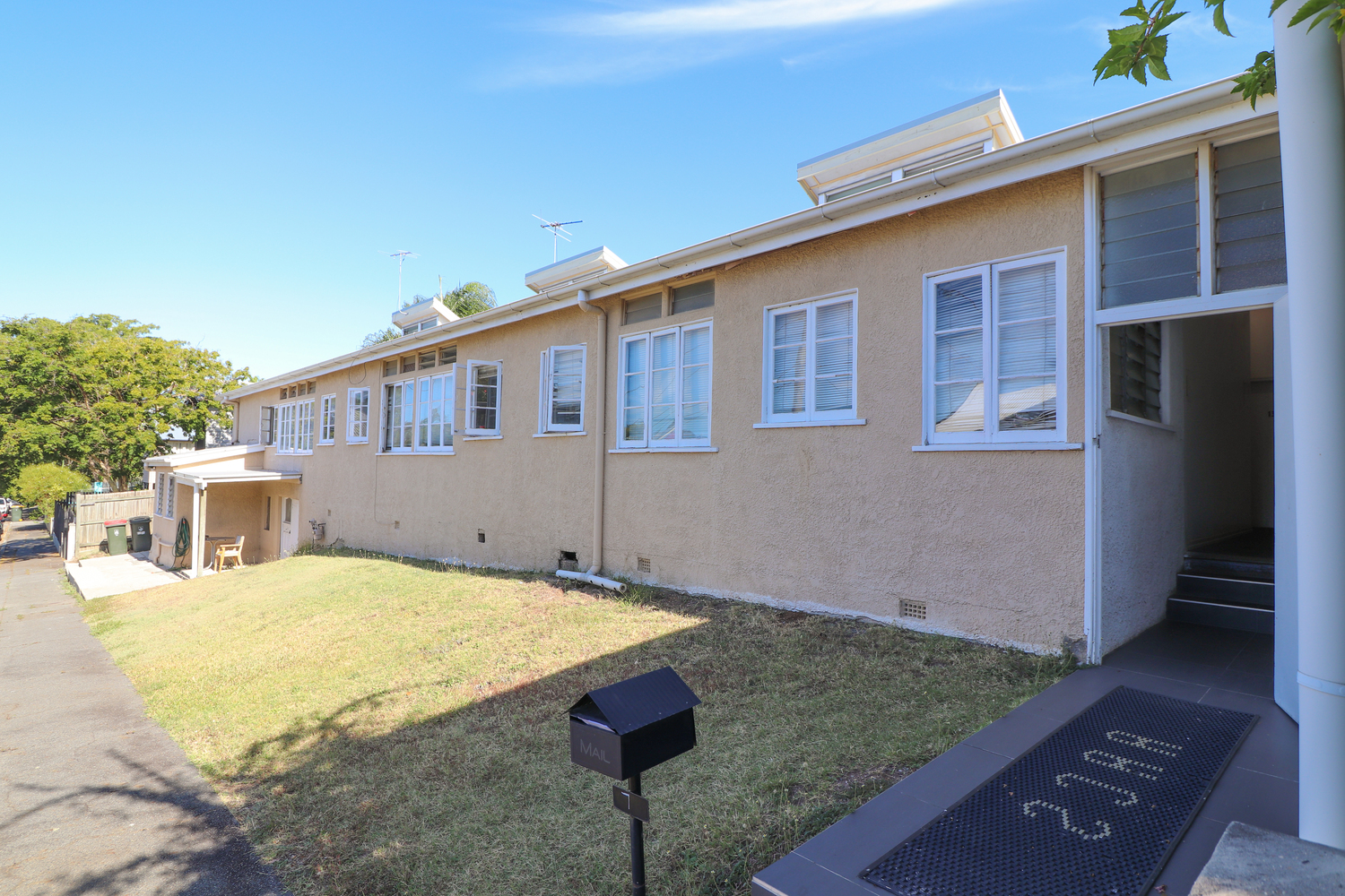 R13/7 High Street, Highgate Hill