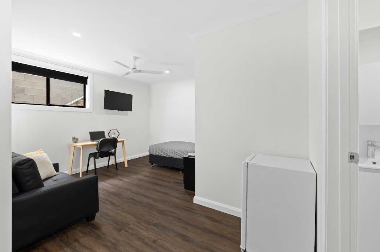 R8/174 Gladstone Rd, Highgate Hill