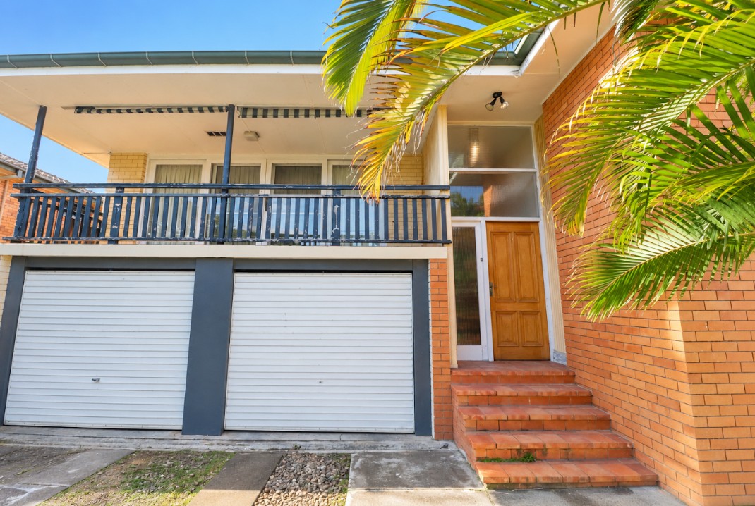 R3/8A Winifred St, Clayfield, QLD 4011