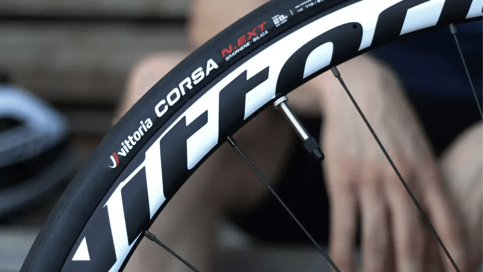 hoeveel bar in een racefiets band