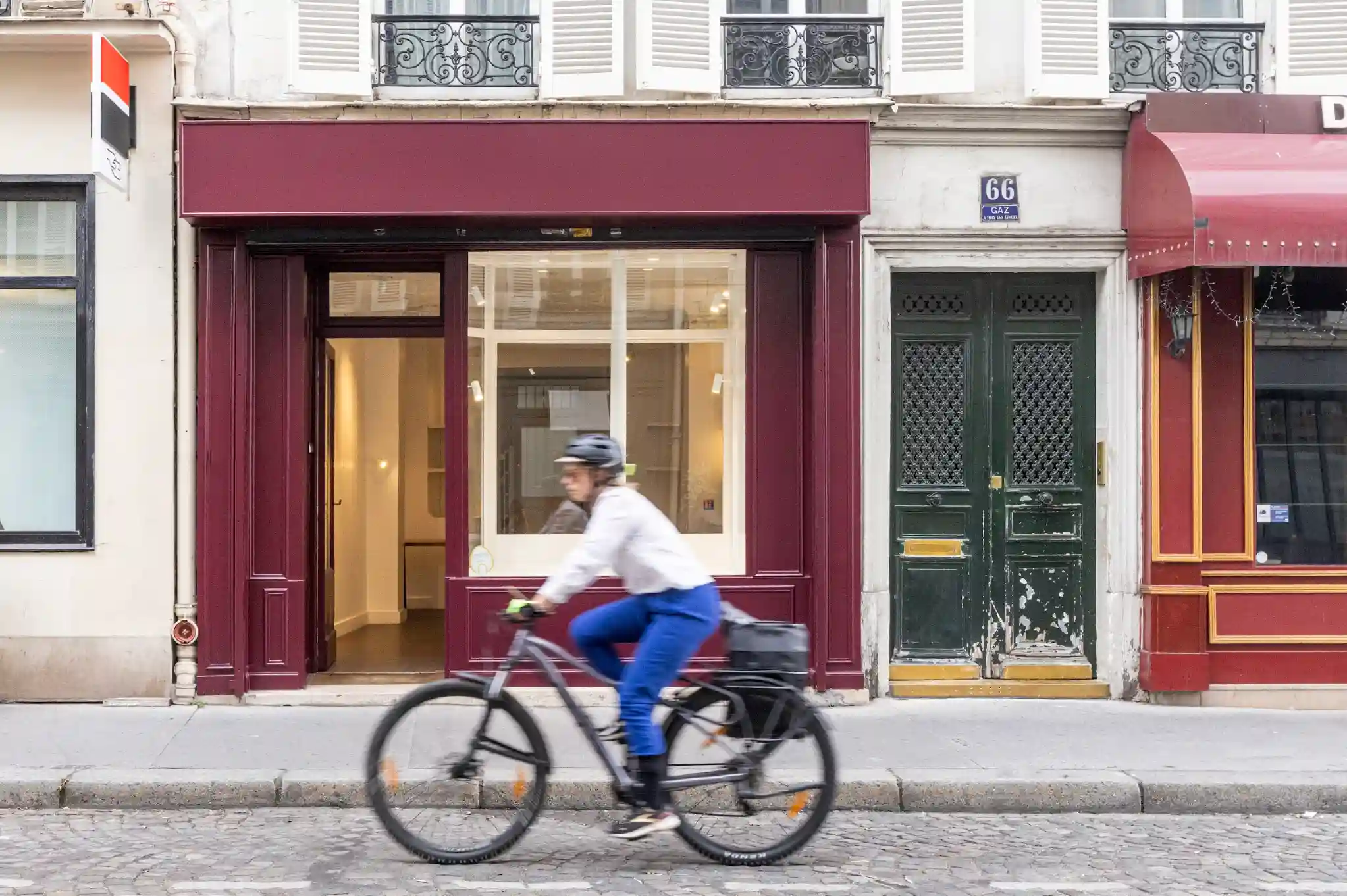 devanture pop up store 66 rue legendre