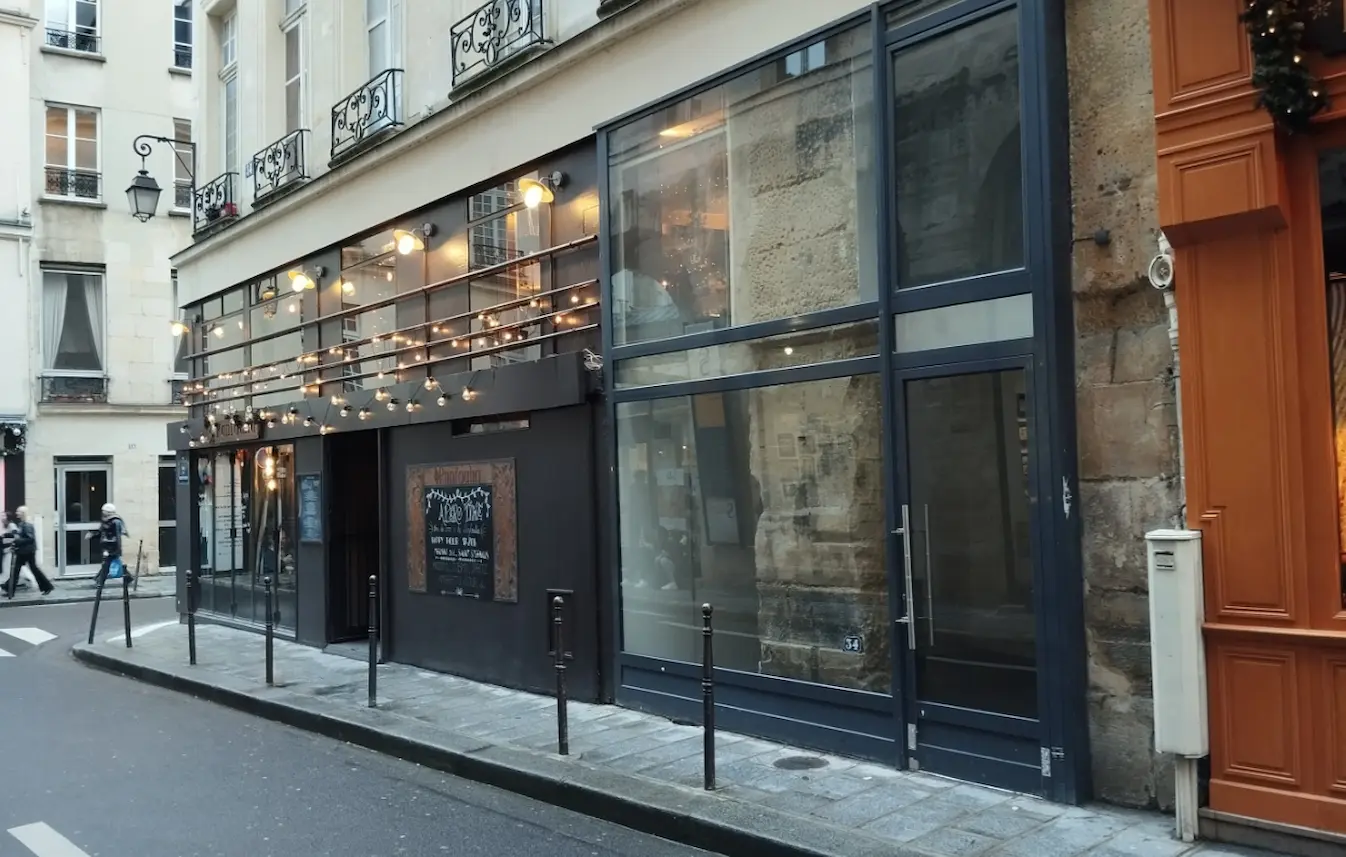 Pop up store rue du Bourg Tibourg