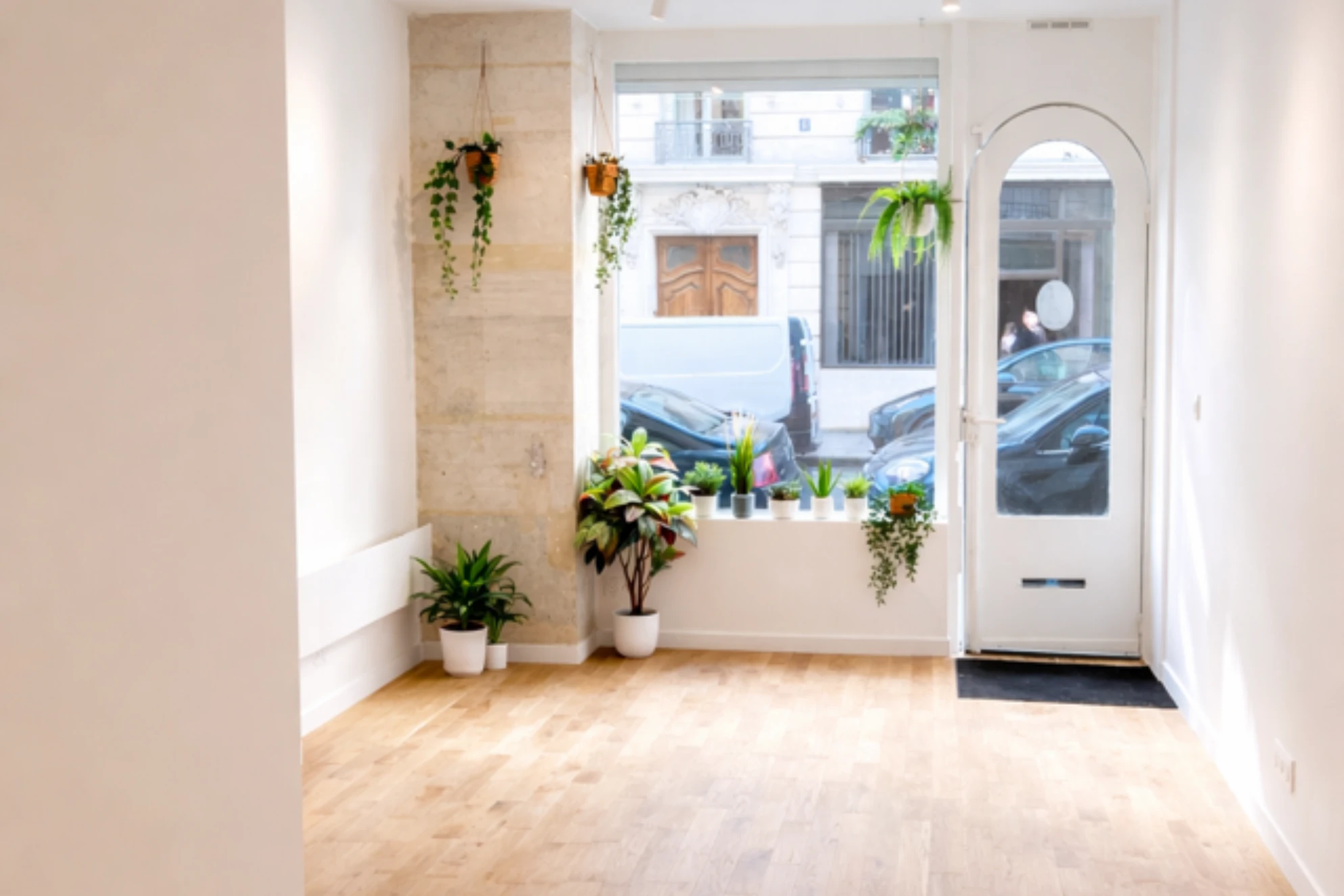 Location pop up store rue Sédillot, Paris 7e