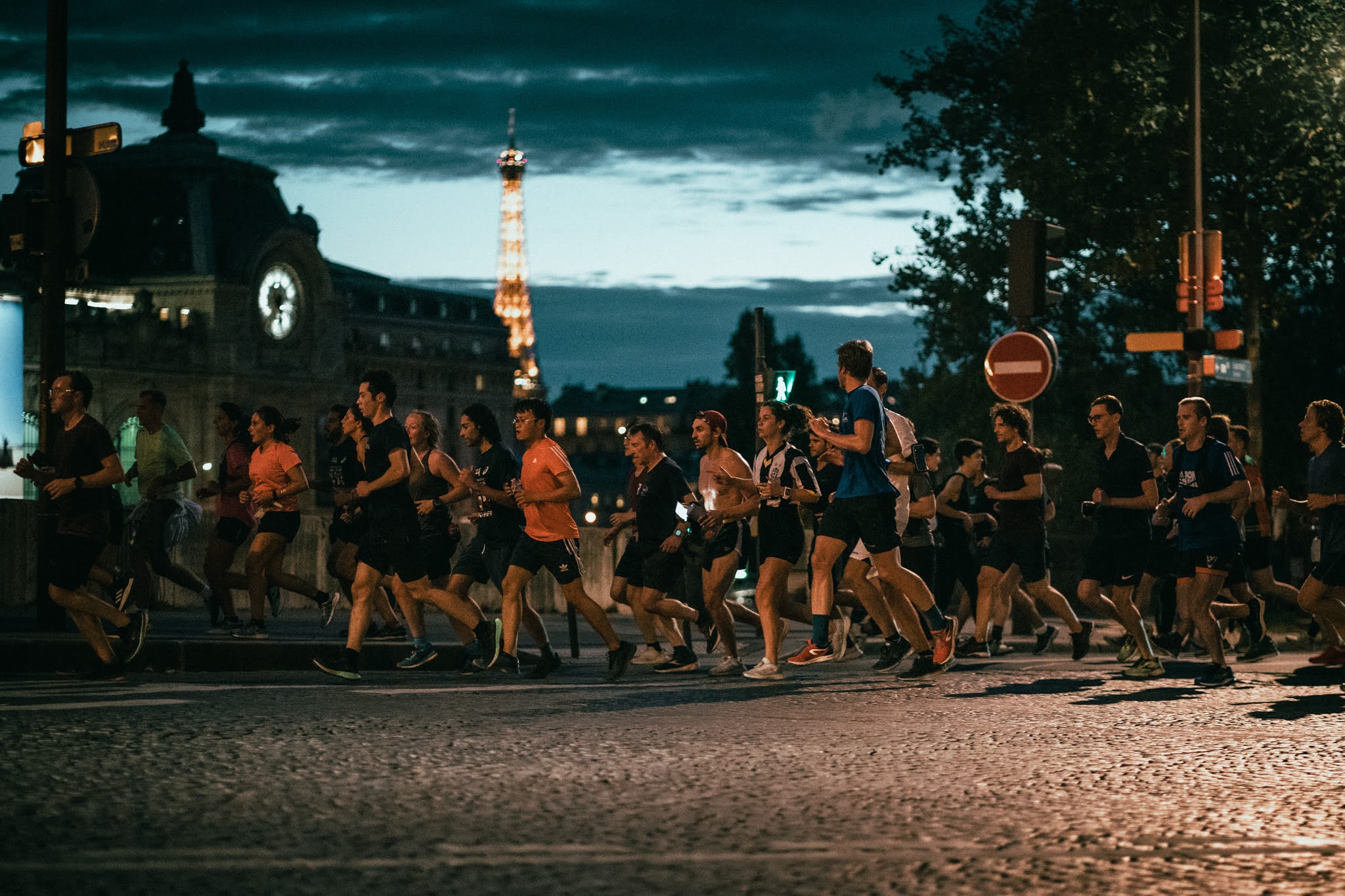 Pop-up stores et run clubs : le nouveau modèle de croissance des marques de sport