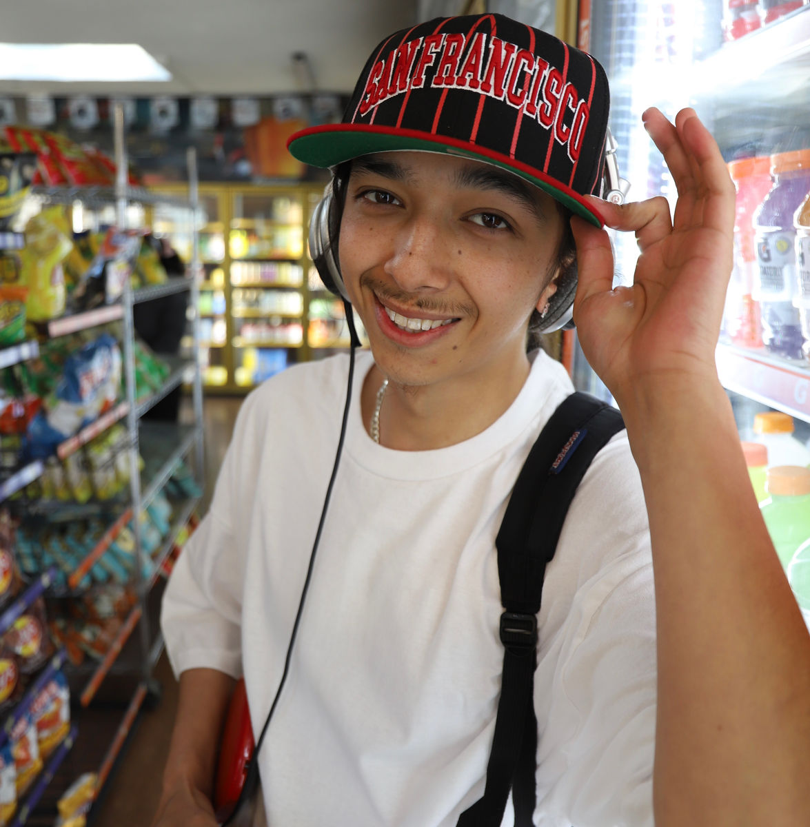 Giovanni Arriola as Mikey
