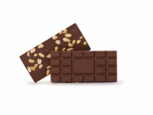 NAO melkchocolade met pinda's