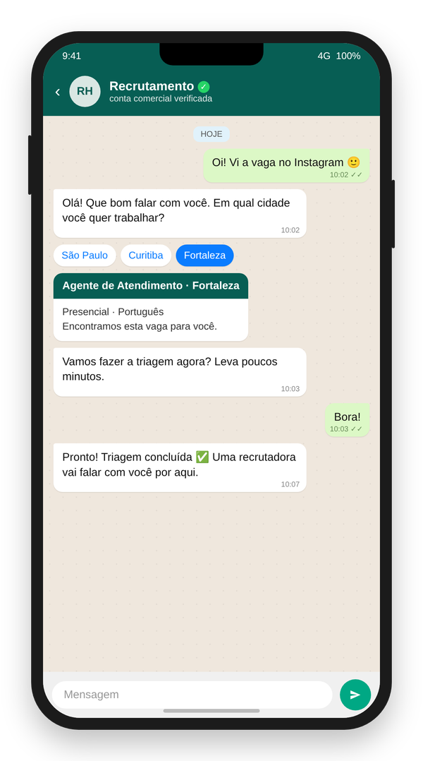 Un candidato conversa con el equipo de reclutamiento de Concentrix por una línea verificada de WhatsApp Business, en portugués, y completa el filtro en minutos