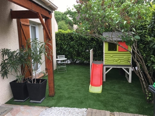 Jardin en gazon synthétique, M+Pose