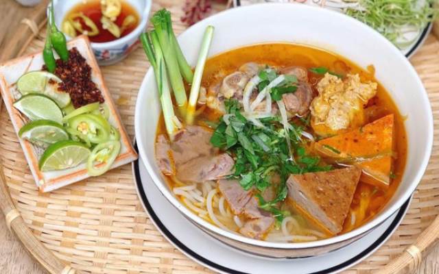 bún bò huế ngon ở sài gòn