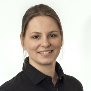 Joanna Meyer, Physiotherapeutin 