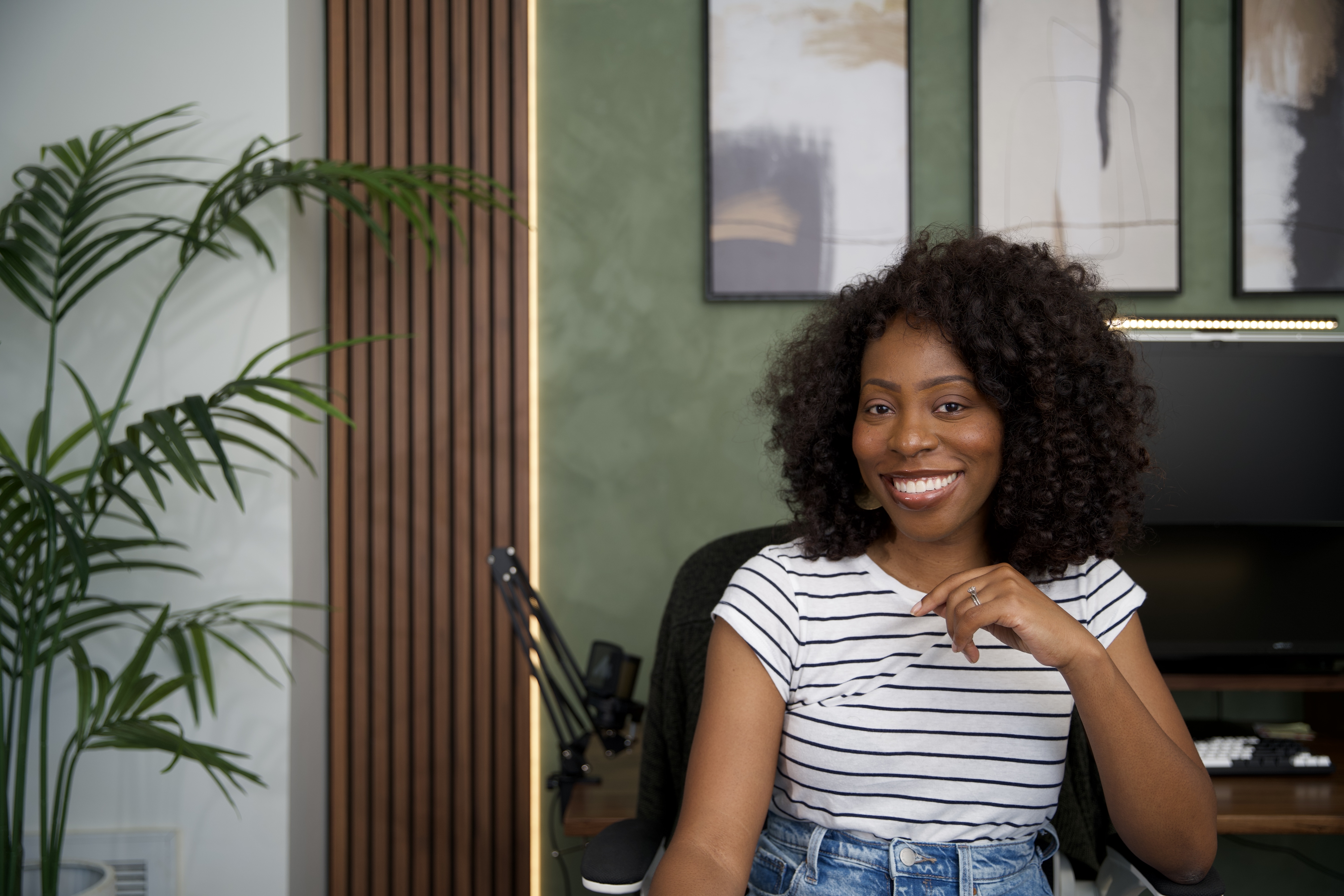 How To Hire a Virtual Assistant