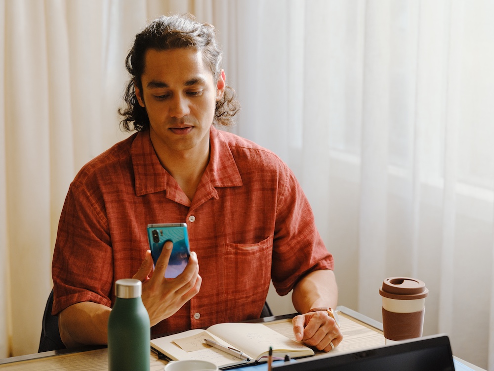 10 Best Apps for Freelancers To Work Smarter, Not Harder, in 2025 
