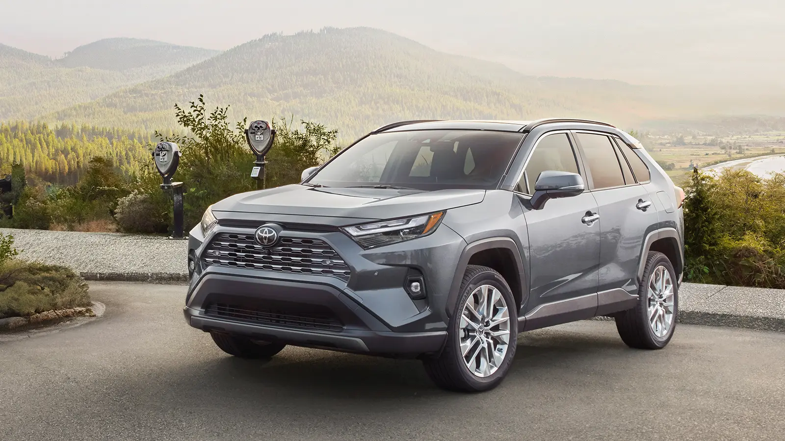 A Toyota_2025_RAV4-Limited