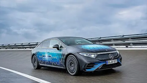 Demostración de la batería de estado sólido de Mercedes